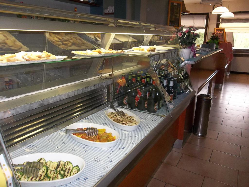 Albergo Ristorante Gori Ameglia Bagian luar foto